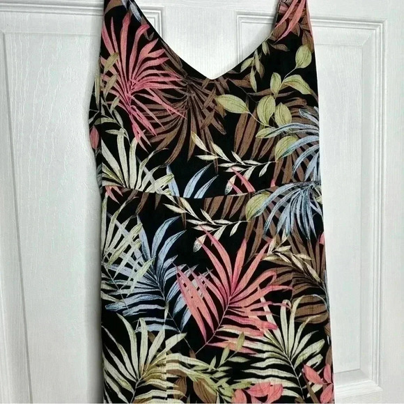 Hurley Ruffle Hem Maxi Dress Black / Floral Size NWT Medium - Picture 16 of 16